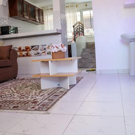 מומבסה Ella Homes מראה חיצוני תמונה